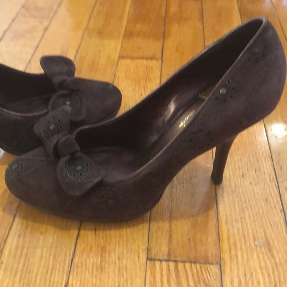 Cole Haan dark brown pump - Picture 2 of 3